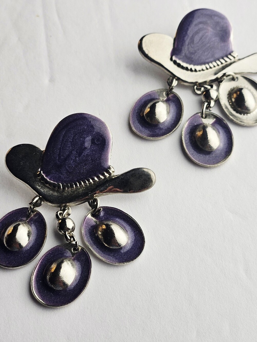 Vintage Purple Enamel Cowboy Hat Dangle Earrings Silver Tone Western Cowgirl